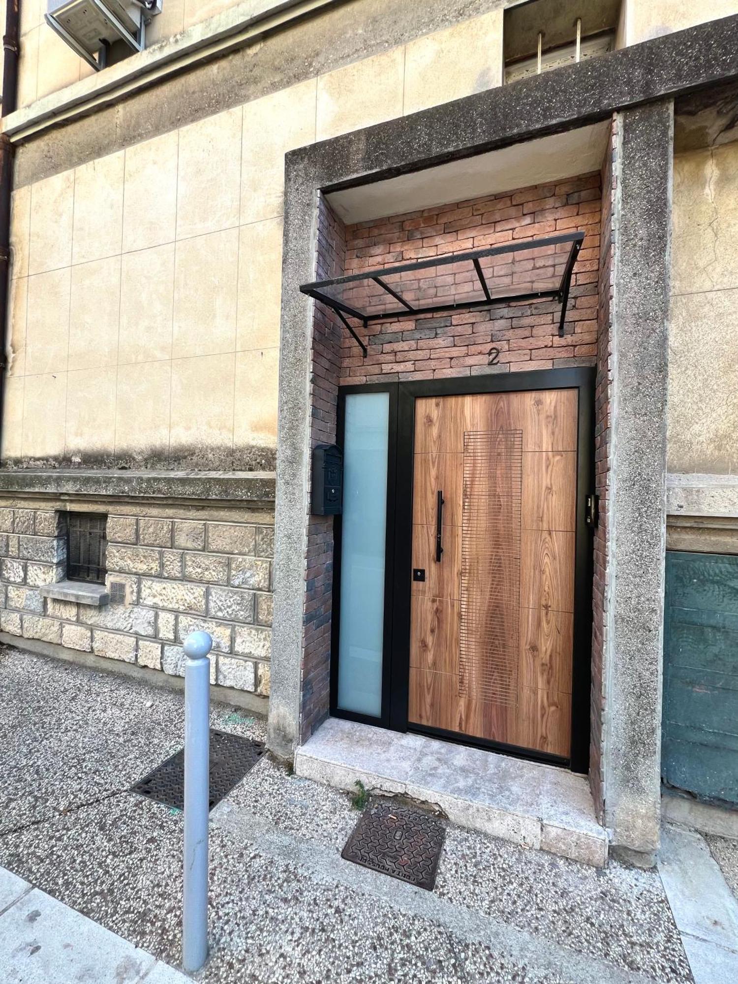 塔拉斯孔Magnifique Loft Atypique公寓 外观 照片